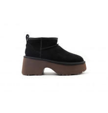 UGG Ultra Mini New Heights Black