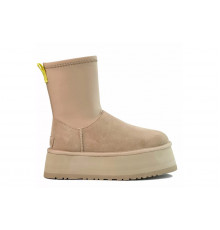 UGG Classic Dipper Boot sand
