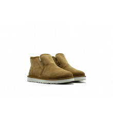 UGG Neumel Minimal Chestnut