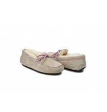 UGG Dakota Sand