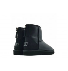 UGG Classic Mini Zip Metallic Black