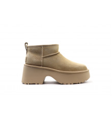 UGG Ultra Mini New Heights Mustard Seed